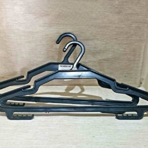 Umeraș plastic, Negru